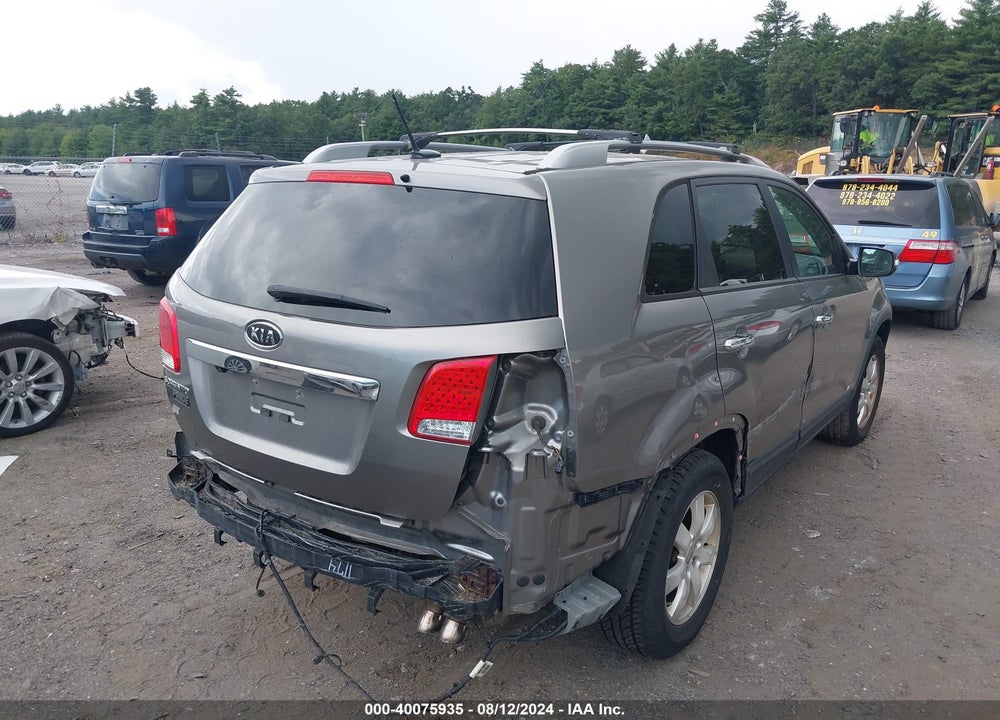 2012 KIA SORENTO LX VIN: 5XYKTDA63CG217017