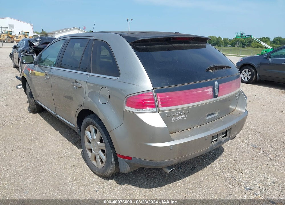 2008 LINCOLN MKX VIN: 2LMDU88C18BJ16532