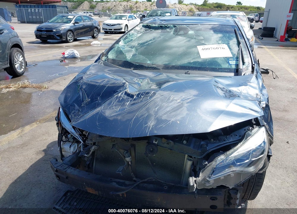 2018 TOYOTA COROLLA SE VIN: 5YFBURHE8JP758063