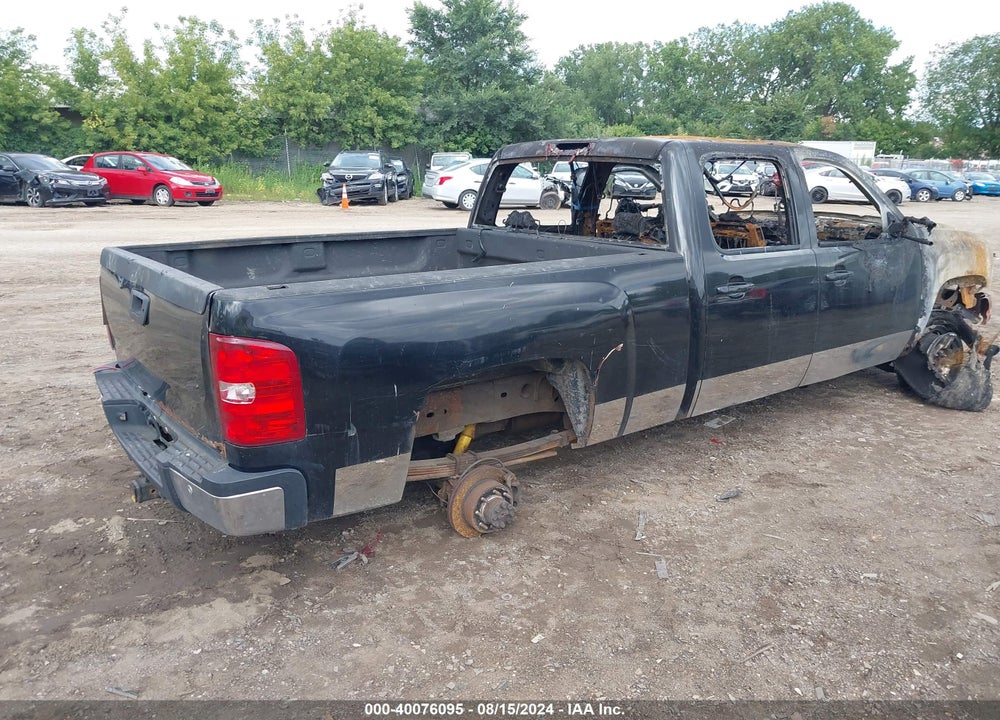 2008 CHEVROLET SILVERADO 2500HD VIN: 1GCHK23628F117502