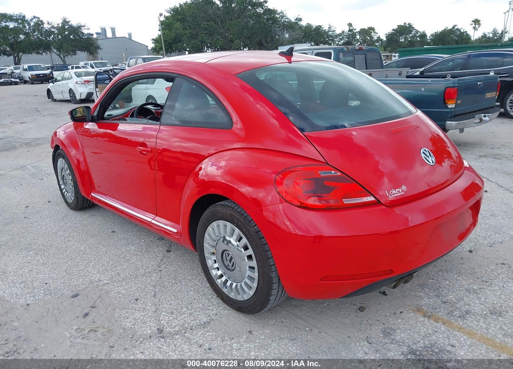 2014 VOLKSWAGEN BEETLE 1.8T VIN: 3VWJ17ATXEM658333