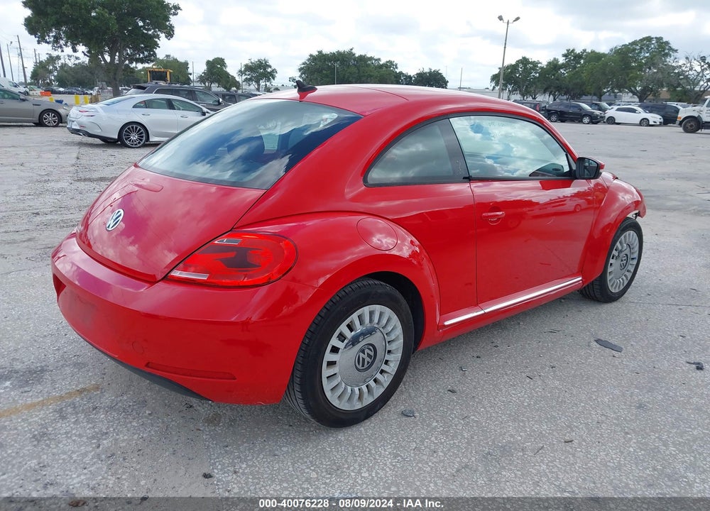 2014 VOLKSWAGEN BEETLE 1.8T VIN: 3VWJ17ATXEM658333