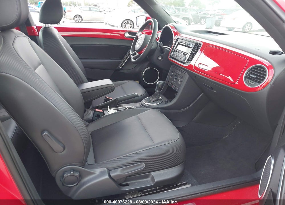 2014 VOLKSWAGEN BEETLE 1.8T VIN: 3VWJ17ATXEM658333