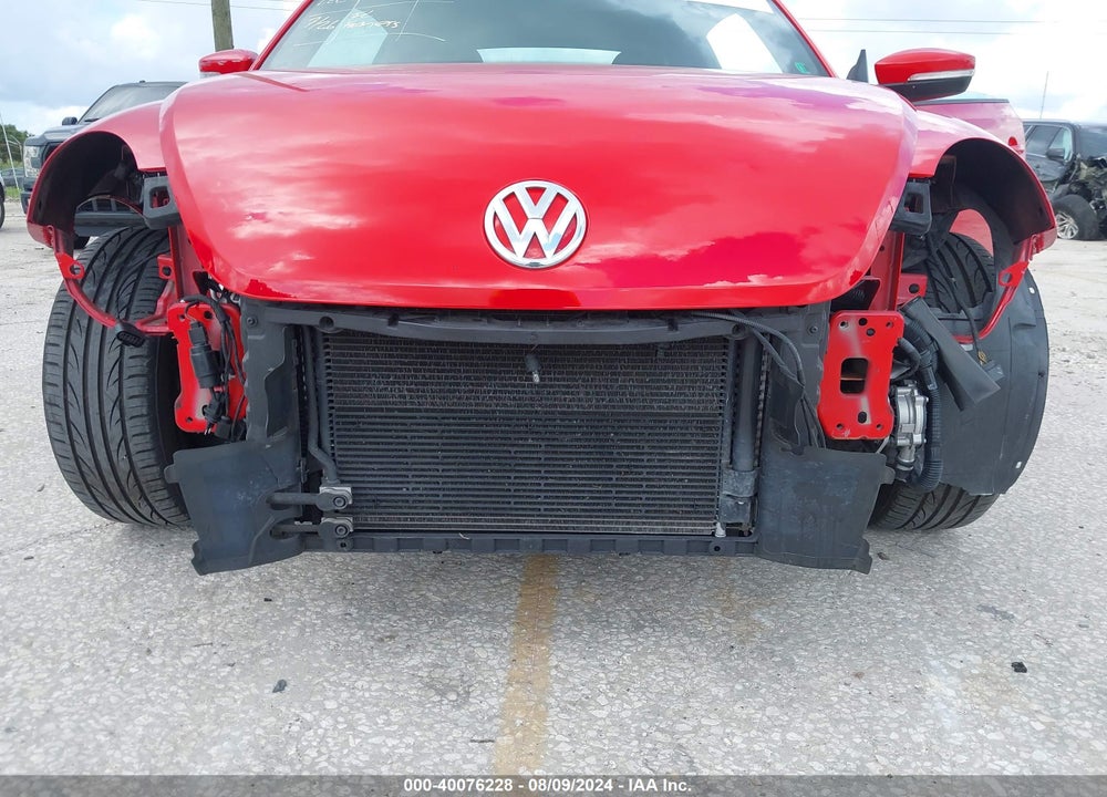 2014 VOLKSWAGEN BEETLE 1.8T VIN: 3VWJ17ATXEM658333