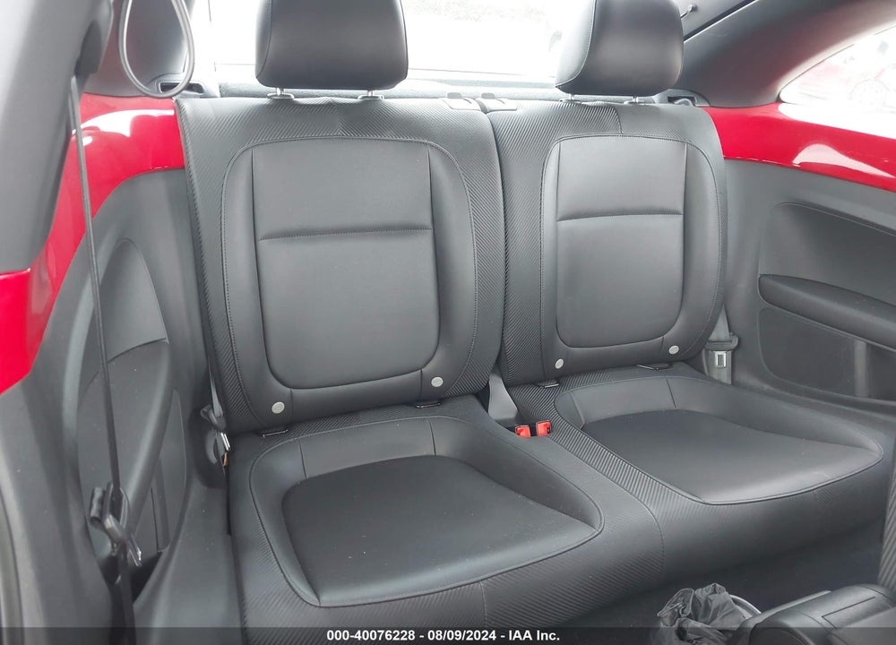 2014 VOLKSWAGEN BEETLE 1.8T VIN: 3VWJ17ATXEM658333
