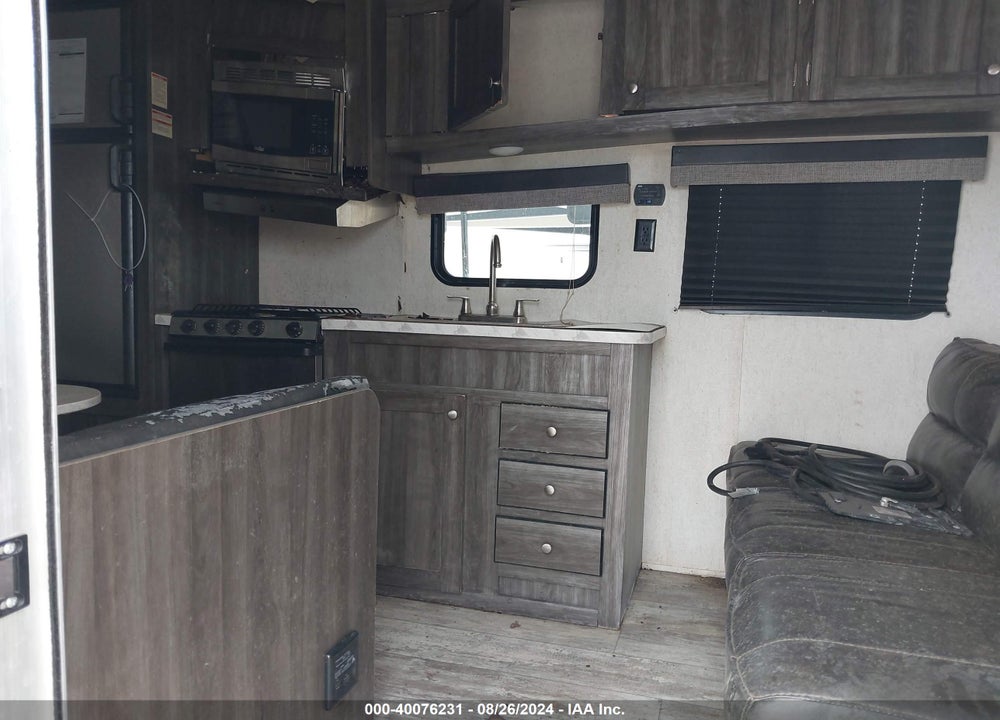 2019 HIGHLAND RIDGE MESA RIDGE 26BH VIN: 58TBH0BN9K26F3094