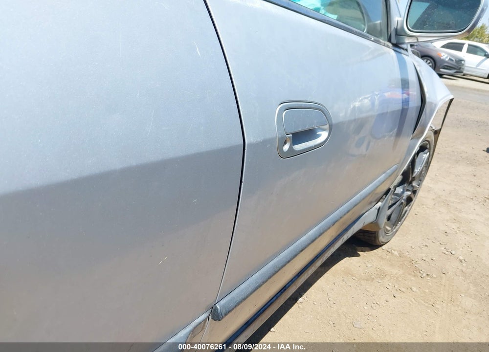 1999 HONDA ACCORD LX VIN: 1HGCG6658XA124151