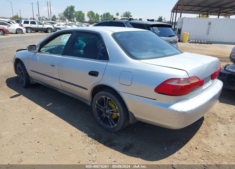 1999 HONDA ACCORD LX VIN: 1HGCG6658XA124151