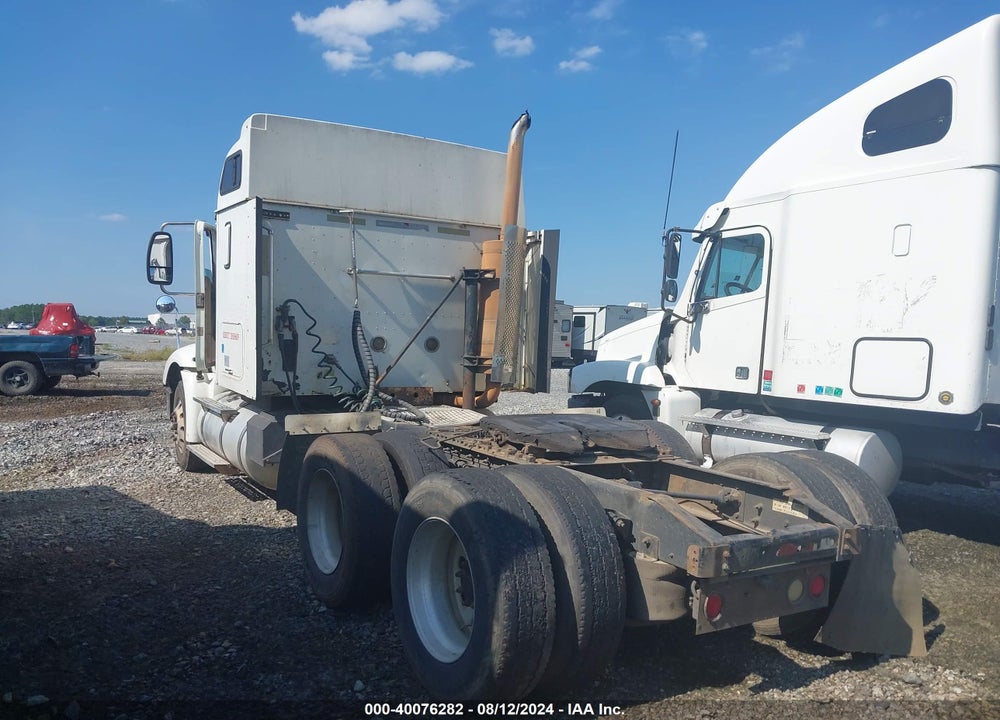 2007 INTERNATIONAL 9200 9200I VIN: 2HSCESBR97C433221