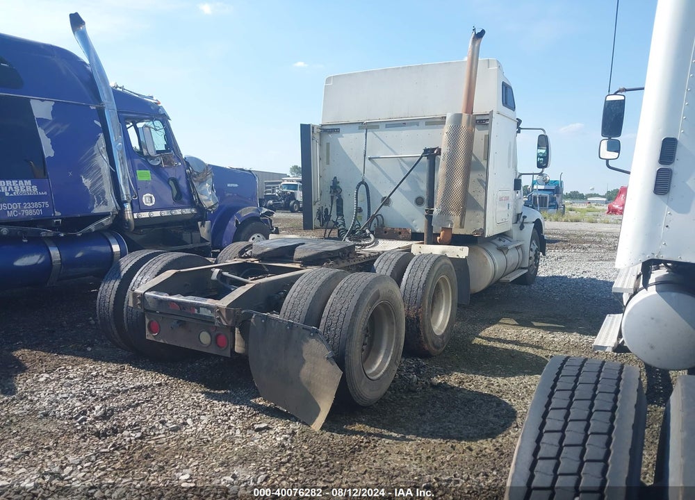 2007 INTERNATIONAL 9200 9200I VIN: 2HSCESBR97C433221