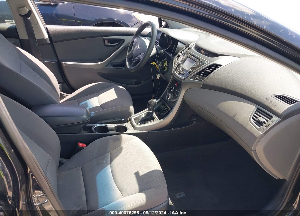 2015 HYUNDAI ELANTRA SE VIN: 5NPDH4AE6FH583956
