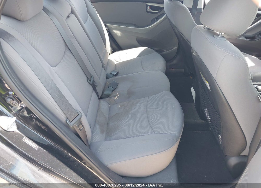 2015 HYUNDAI ELANTRA SE VIN: 5NPDH4AE6FH583956
