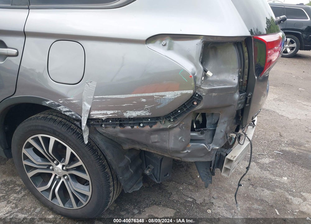 2018 MITSUBISHI OUTLANDER SE VIN: JA4AD3A31JJ003837