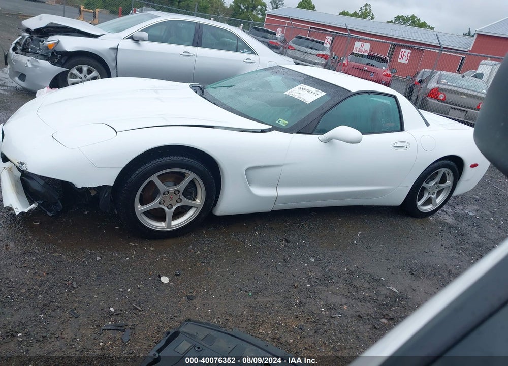 2000 CHEVROLET CORVETTE HARDTOP VIN: 1G1YY12G0Y5100389