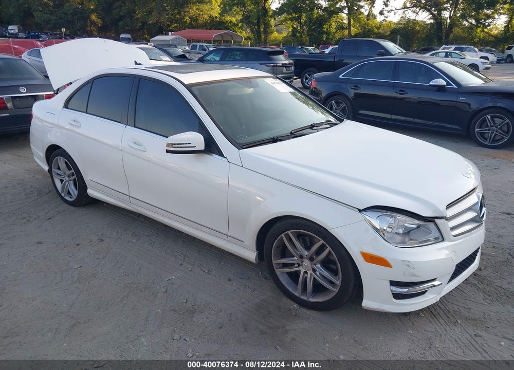 2013 MERCEDES-BENZ C 300 LUXURY 4MATIC/SPORT 4MATIC VIN: WDDGF8AB7DR258695