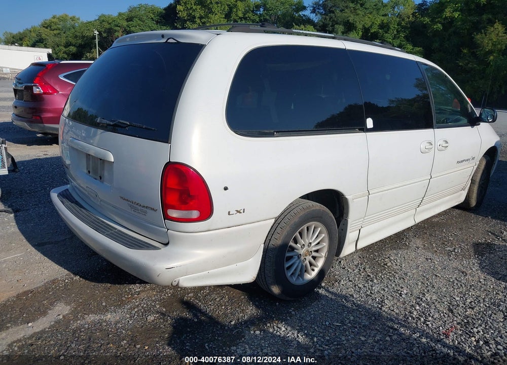 1999 CHRYSLER TOWN & COUNTRY LX VIN: 1C4GP54LXXB894650