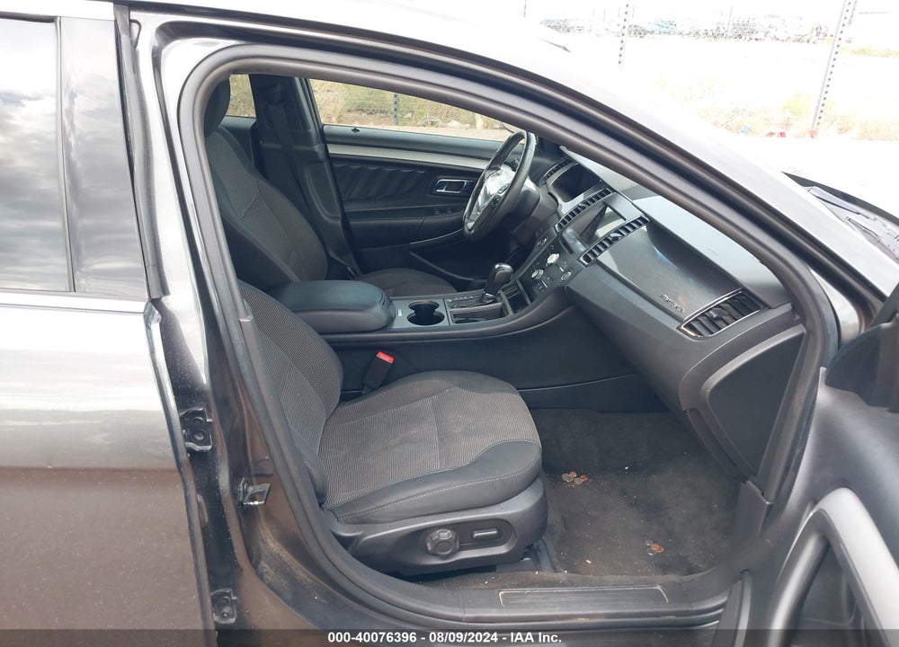 2018 FORD TAURUS SEL VIN: 1FAHP2E83JG125453