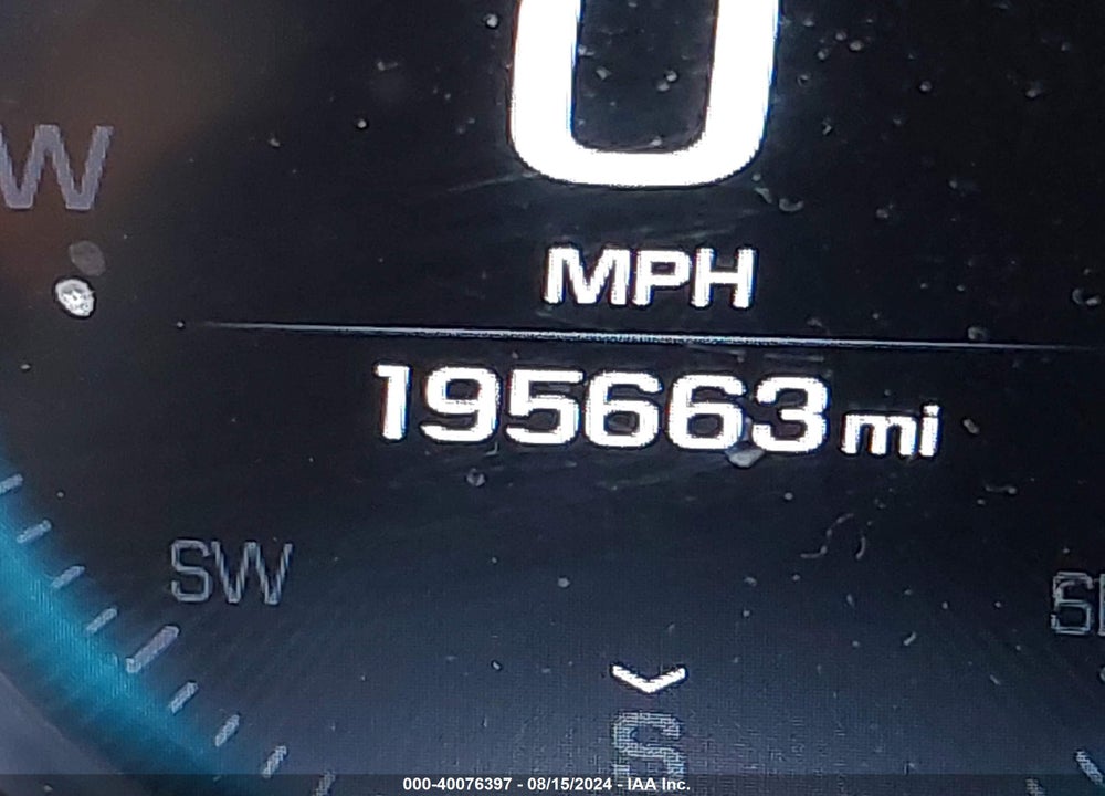 2017 CHEVROLET SUBURBAN LT VIN: 1GNSKHKC7HR297114