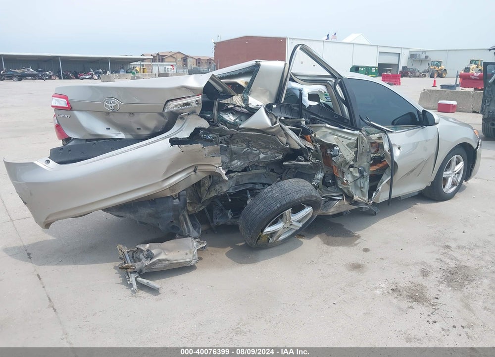 2013 TOYOTA CAMRY LE VIN: 4T4BF1FK9DR323422