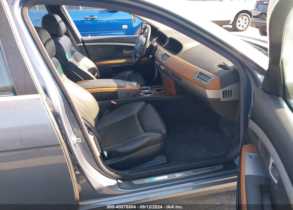 2006 BMW 750LI VIN: WBAHN83516DT60967