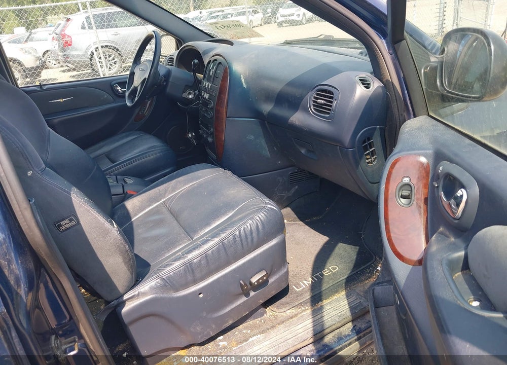 2001 CHRYSLER TOWN & COUNTRY LIMITED VIN: 2C8GT64L51R105474