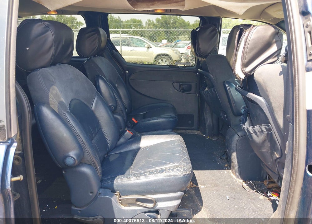 2001 CHRYSLER TOWN & COUNTRY LIMITED VIN: 2C8GT64L51R105474