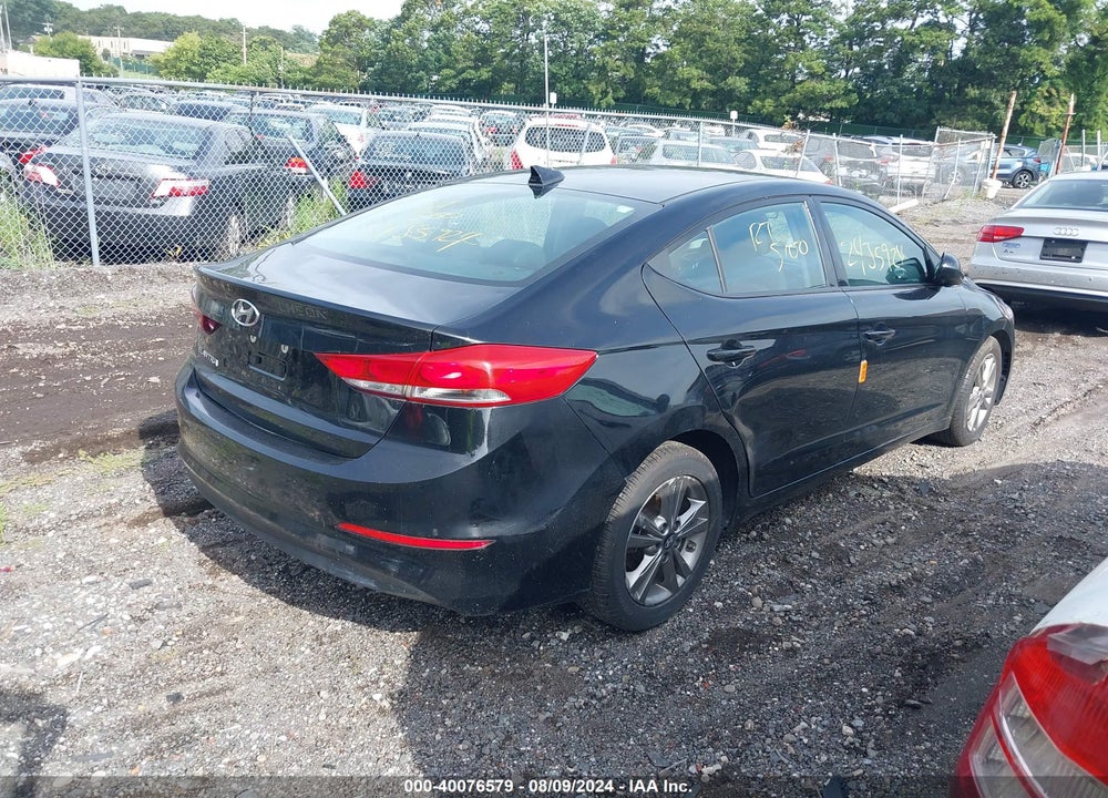 2018 HYUNDAI ELANTRA SEL VIN: 5NPD84LF5JH281217