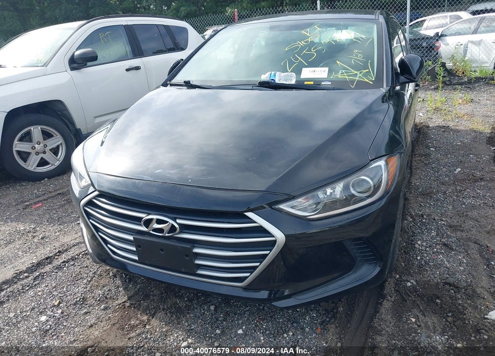 2018 HYUNDAI ELANTRA SEL VIN: 5NPD84LF5JH281217