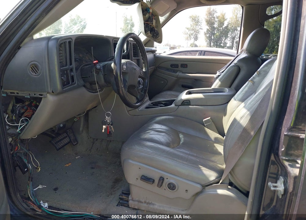 2005 GMC YUKON SLT VIN: 1GKEC13T15J202022