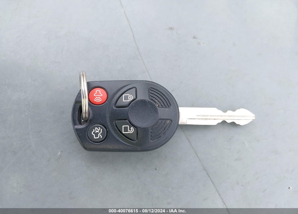 2009 LINCOLN MKZ VIN: 3LNHM26T79R605825