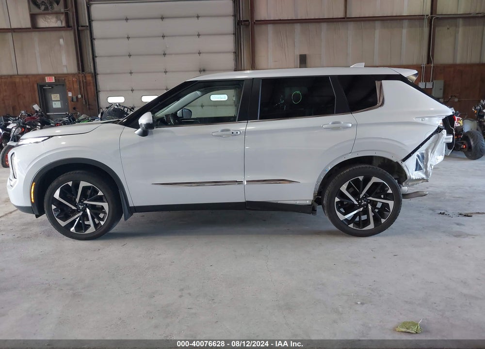 2022 MITSUBISHI OUTLANDER BLACK EDITION S-AWC/SE 2.5 S-AWC/SE LAUNCH EDITION S-AWC VIN: JA4J4UA86NZ075898