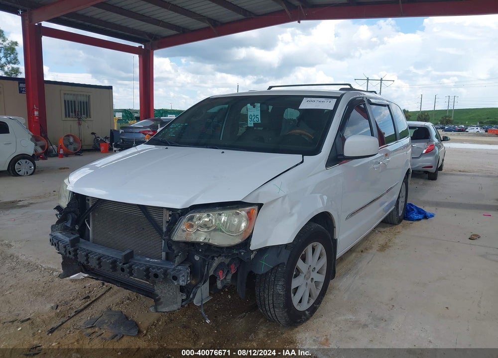 2014 CHRYSLER TOWN & COUNTRY TOURING VIN: 2C4RC1BG0ER349803