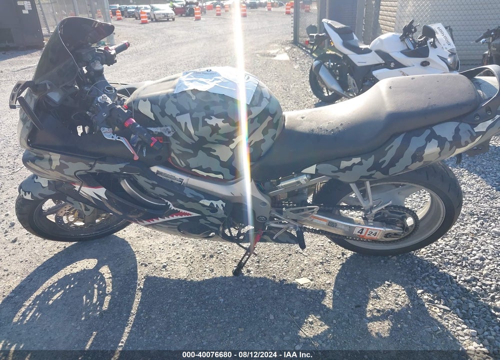2005 HONDA CBR600 F4 VIN: JH2PC35005M601545
