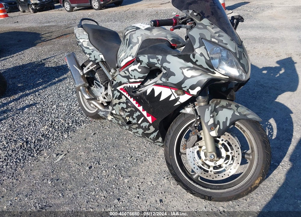 2005 HONDA CBR600 F4 VIN: JH2PC35005M601545
