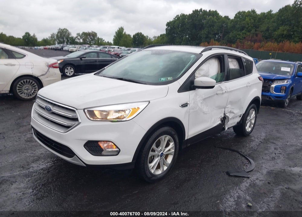 2018 FORD ESCAPE SE VIN: 1FMCU9GD0JUA31995