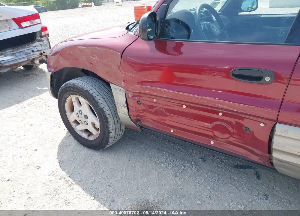 2000 TOYOTA RAV4 VIN: JT3HP10V7Y0240257