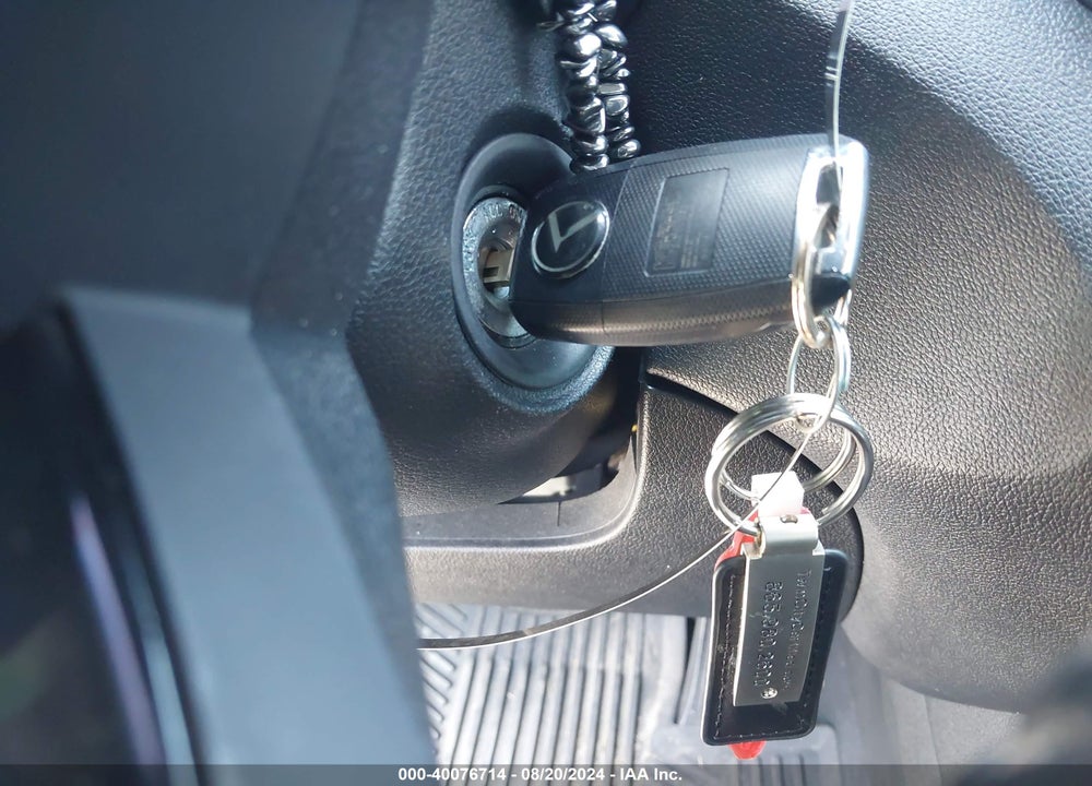 2019 KIA SORENTO 3.3L S VIN: 5XYPG4A58KG594135