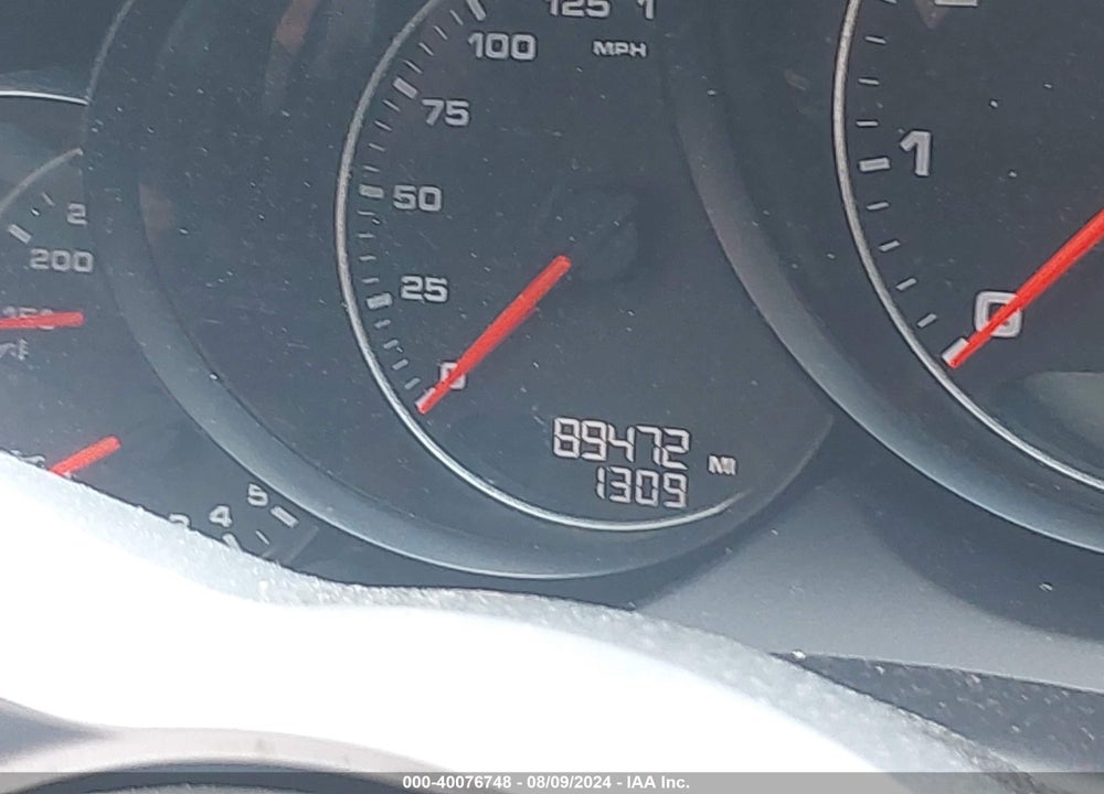 2017 PORSCHE CAYENNE PLATINUM EDITION VIN: WP1AA2A22HKA88562