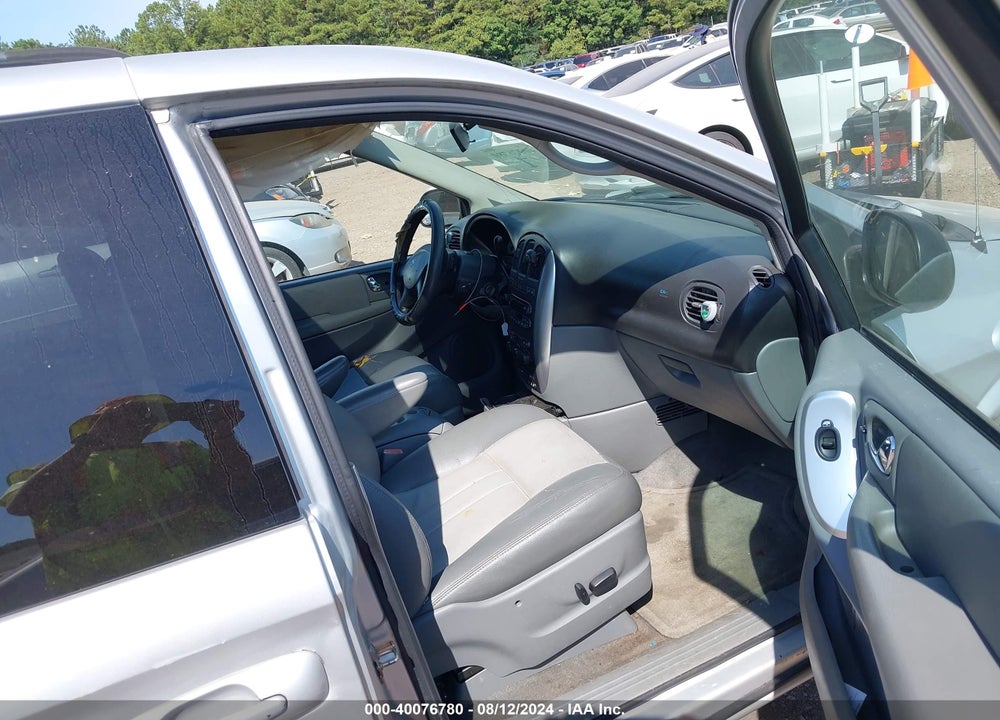 2006 DODGE GRAND CARAVAN SXT VIN: 2D4GP44L96R699913