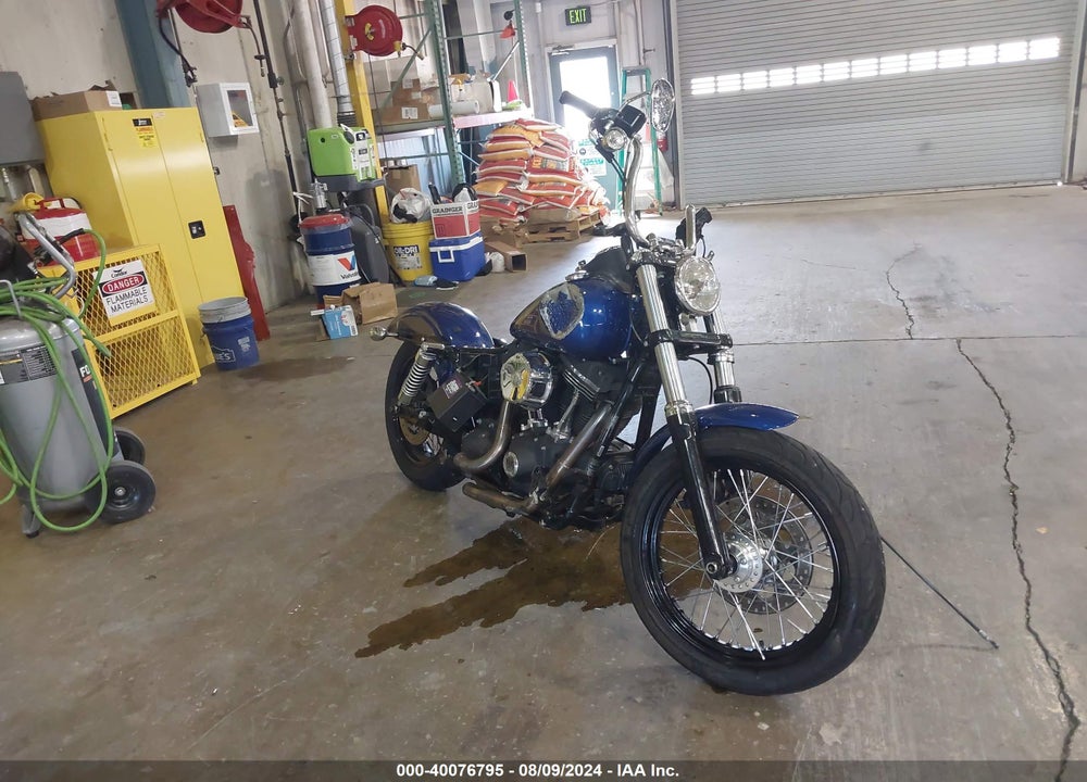 2015 HARLEY-DAVIDSON FXDB DYNA STREET BOB VIN: 1HD1GXM11FC327301