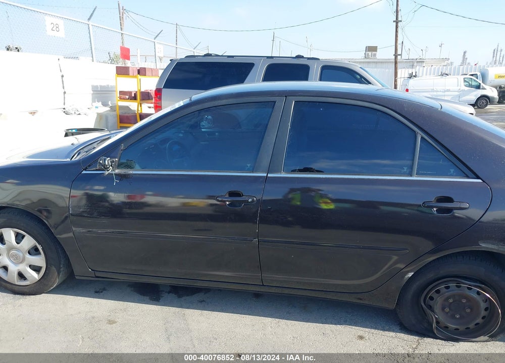 2004 TOYOTA CAMRY LE VIN: 4T1BE32K54U813760