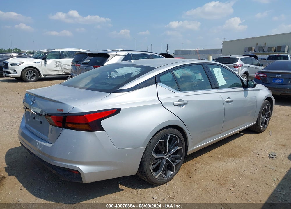 2024 NISSAN ALTIMA SR FWD VIN: 1N4BL4CV8RN392231