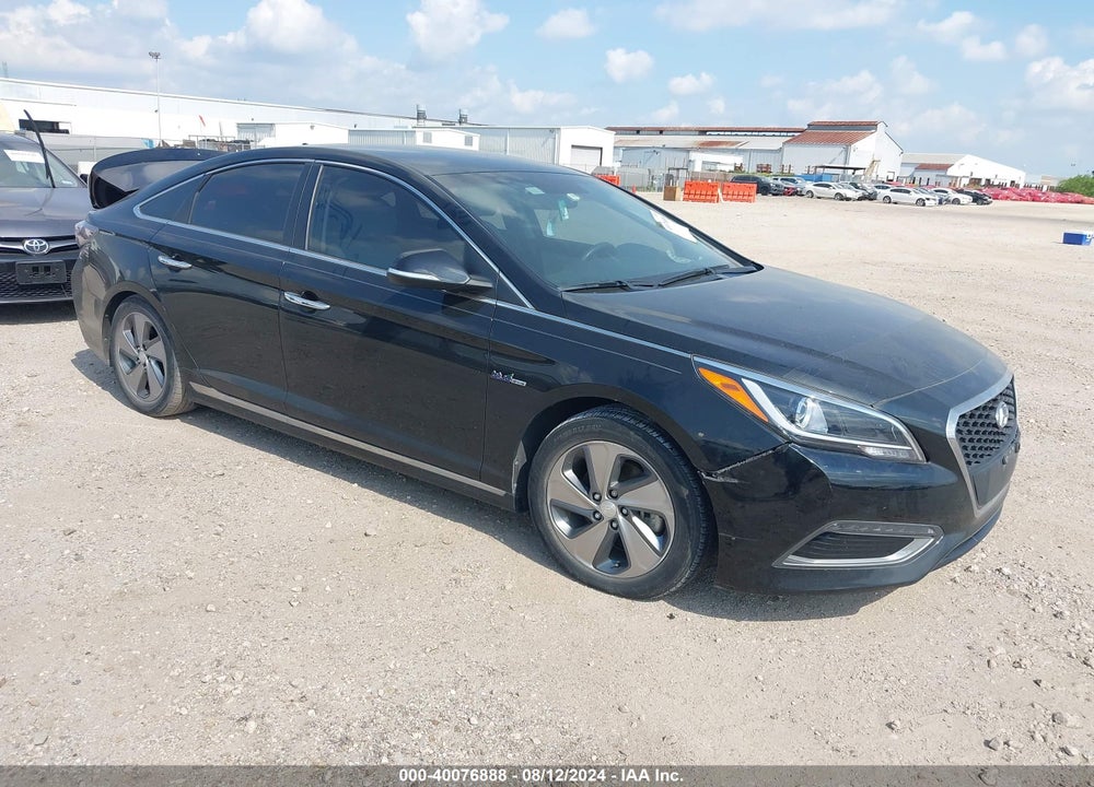 2017 HYUNDAI SONATA HYBRID LIMITED VIN: KMHE34L15HA058390