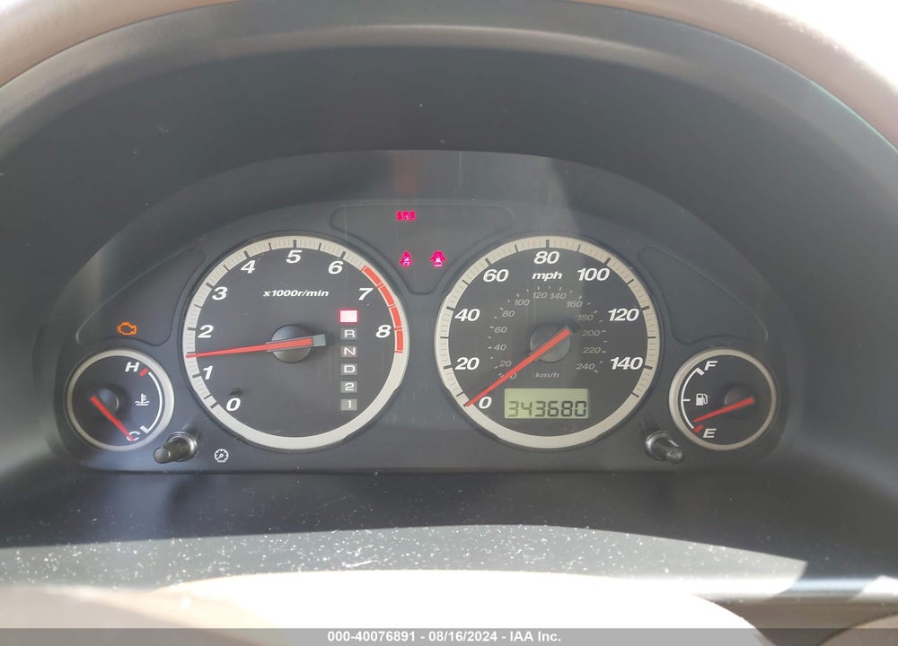 2002 HONDA CR-V LX VIN: JHLRD684X2C022601
