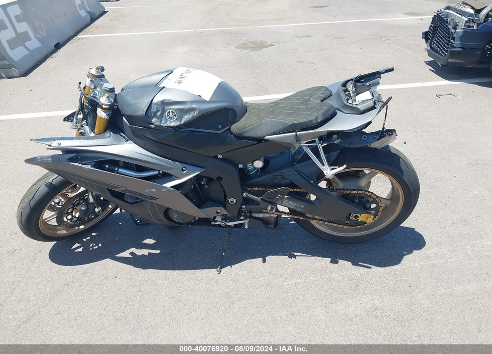 2014 YAMAHA YZFR6 VIN: JYARJ16E8EA032365