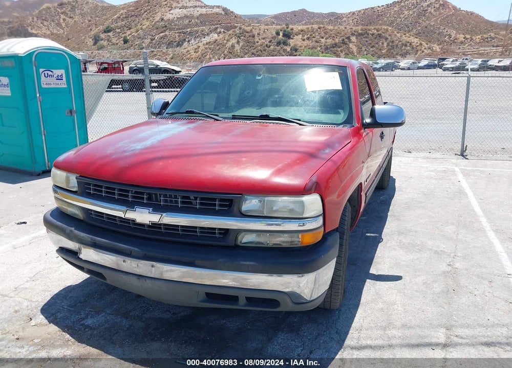 2001 CHEVROLET SILVERADO 1500 LS VIN: 2GCEC19T711386860