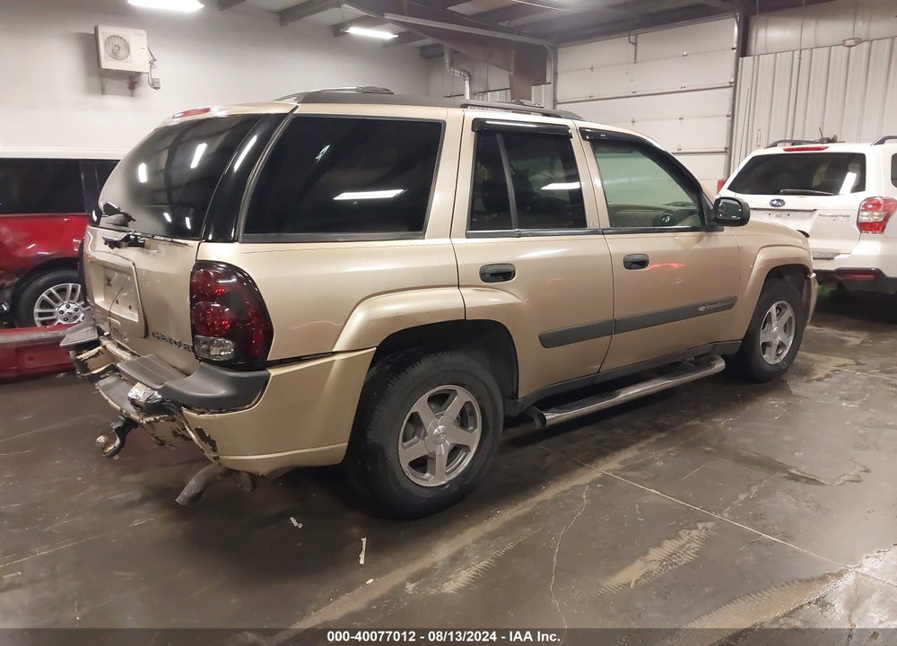 2004 CHEVROLET TRAILBLAZER LS VIN: 1GNDT13S642294677
