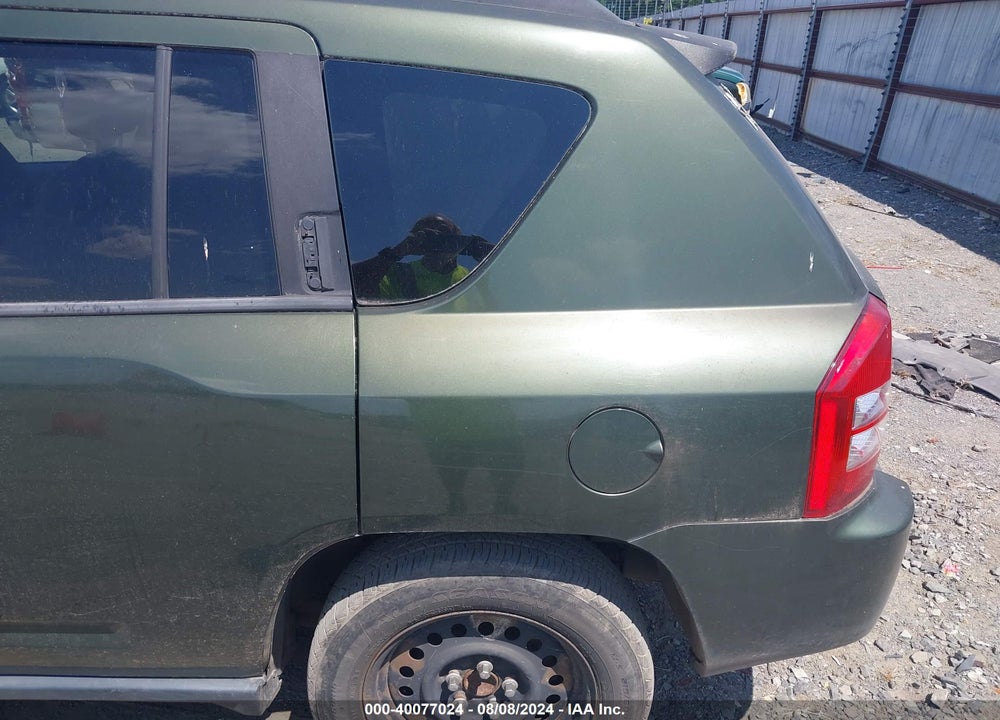 2007 JEEP COMPASS SPORT VIN: 1J8FT47W47D320484