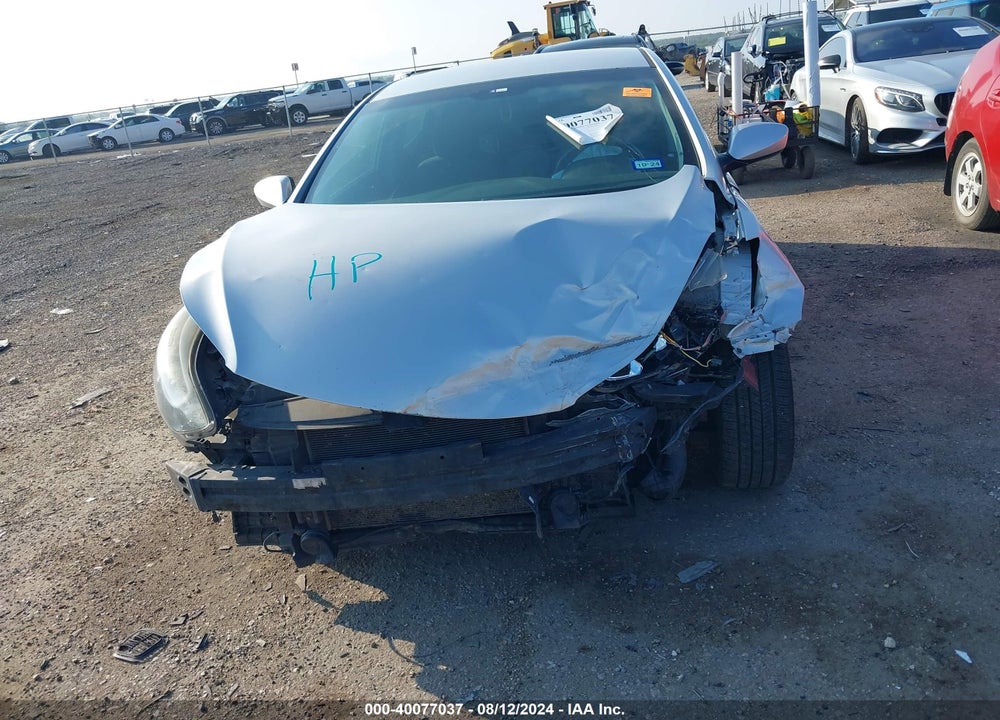 2016 HYUNDAI ELANTRA VIN: 5NPDH4AE7GH722512