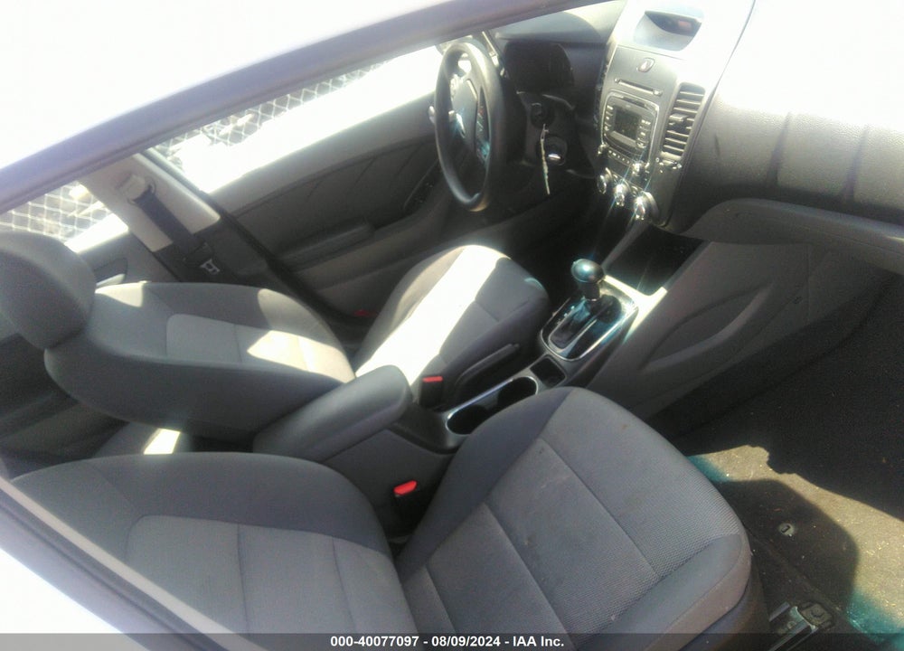 2018 KIA FORTE LX VIN: 3KPFK4A78JE228781